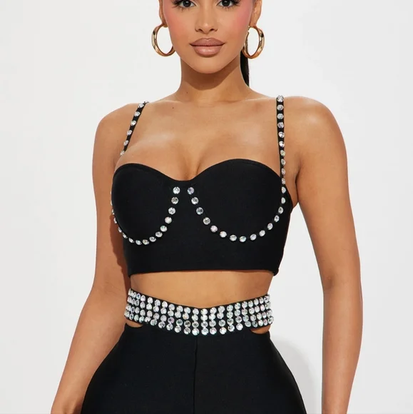 Crop top and pants set - Picture 2 of 5